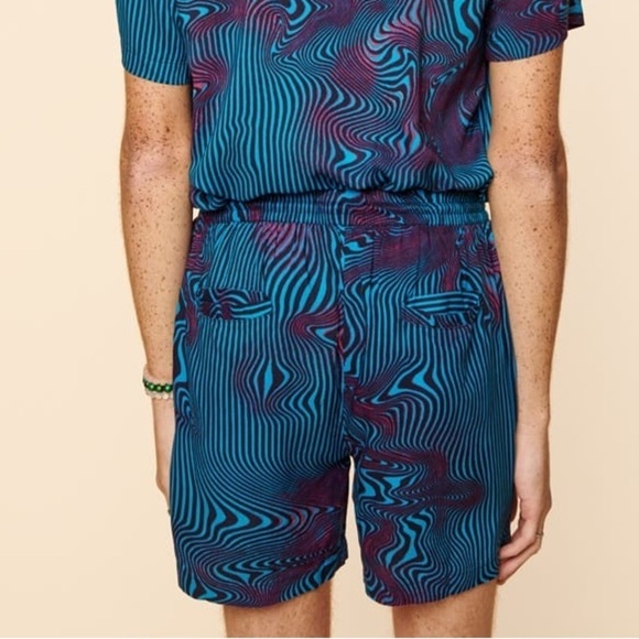 Earthbound Trading Co. Psychedelic Wave Craft Shorts, Blue, Small, NWT - Picture 5 of 8